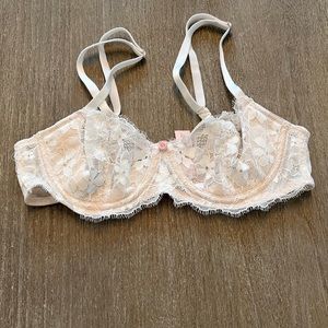 Victoria’s Secret Dream Angels bra 34b